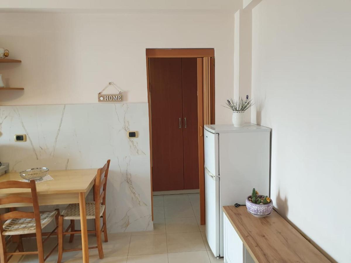Jozi Kaiser Apartment 3 Δυρράχιο Εξωτερικό φωτογραφία